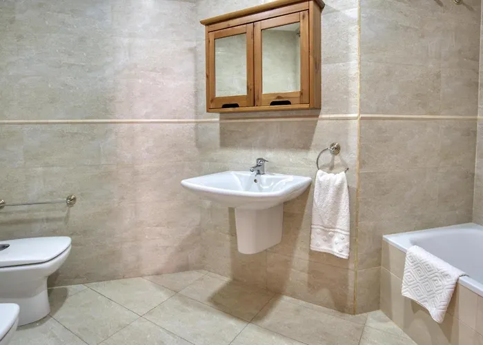 公寓 Apartamento 150 M Playa Tossa 滨海托萨